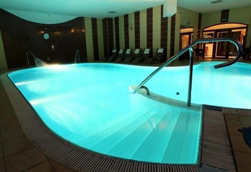 فندق Betty Pension