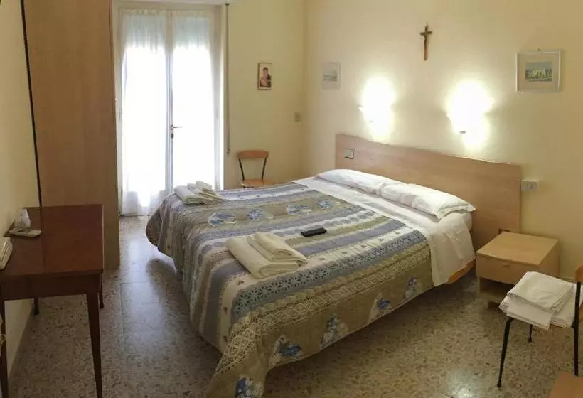 هتل Casa Diomira