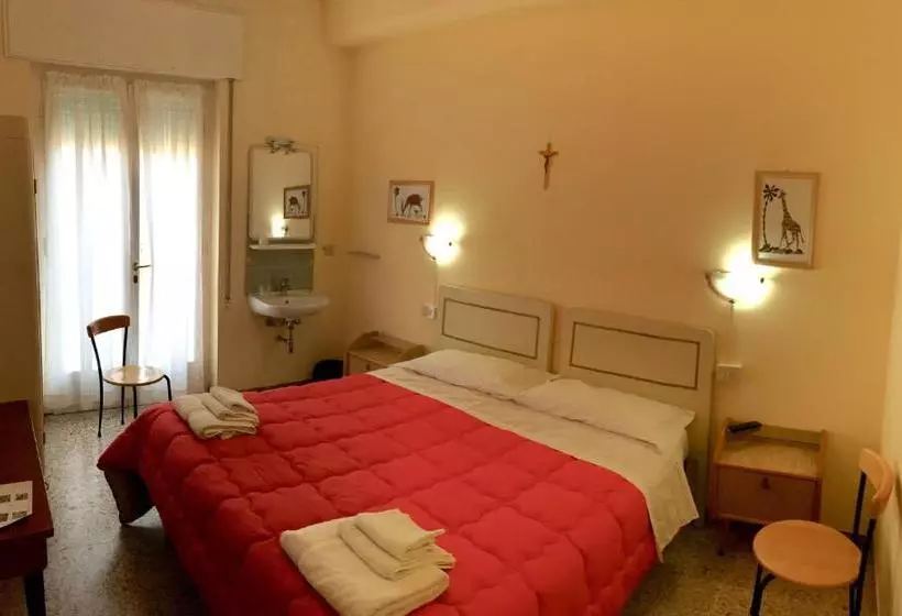 هتل Casa Diomira