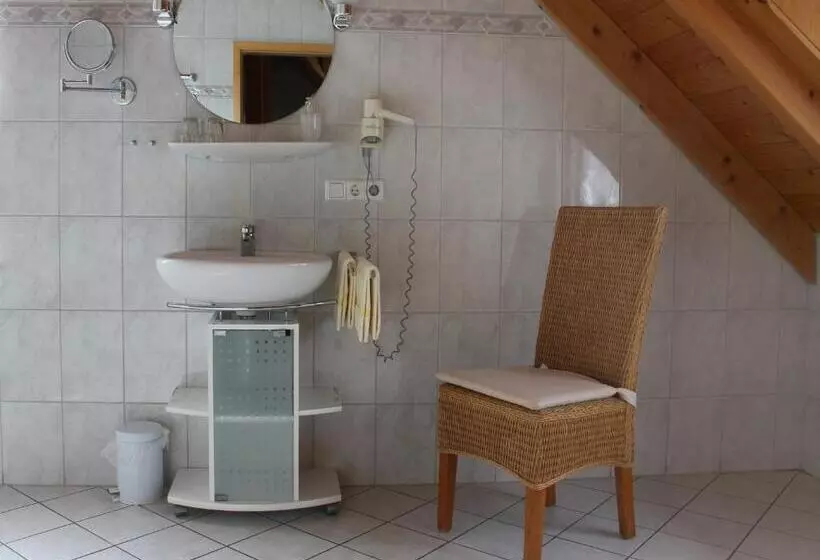 Hotelli Gasthof Rössle