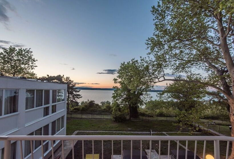 Отель Magaspart Panzió