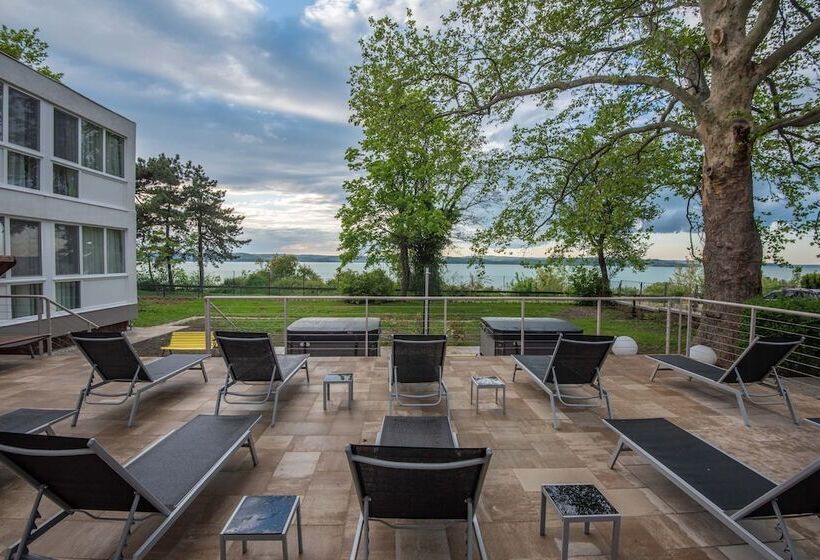 Отель Magaspart Panzió