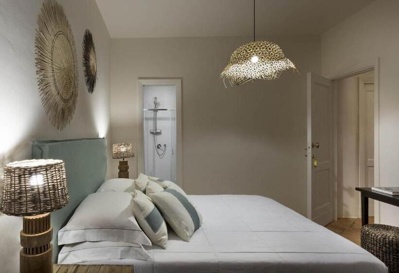 Boutique Hotel Solaz