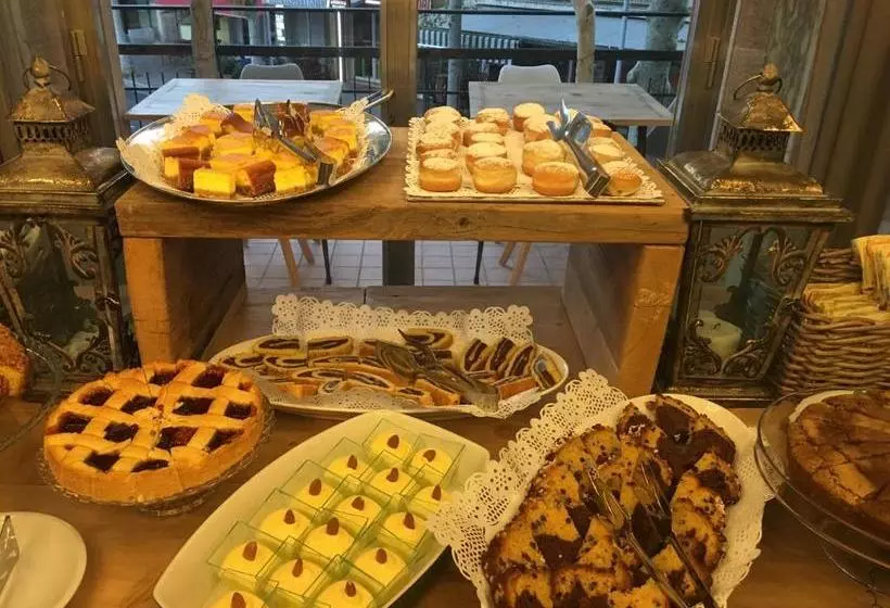 Hotelli Anna Gabicce Mare