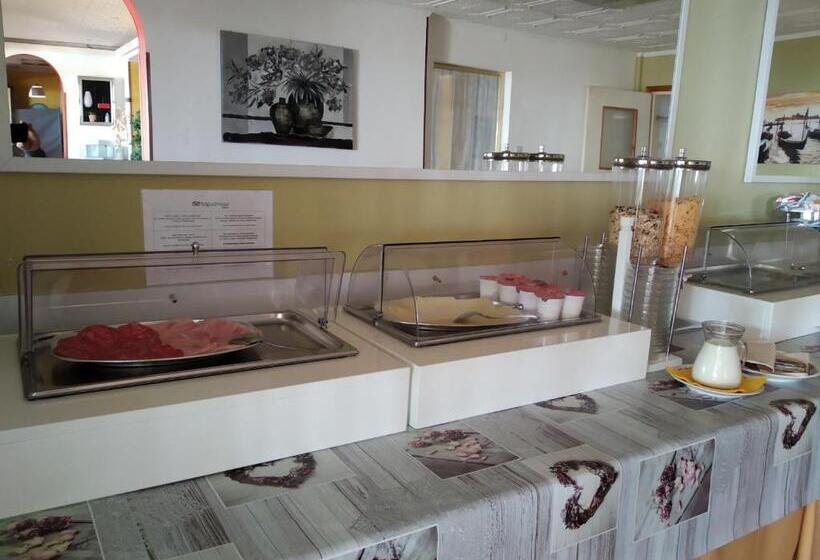 בית מלון כפרי Silva Frontemare