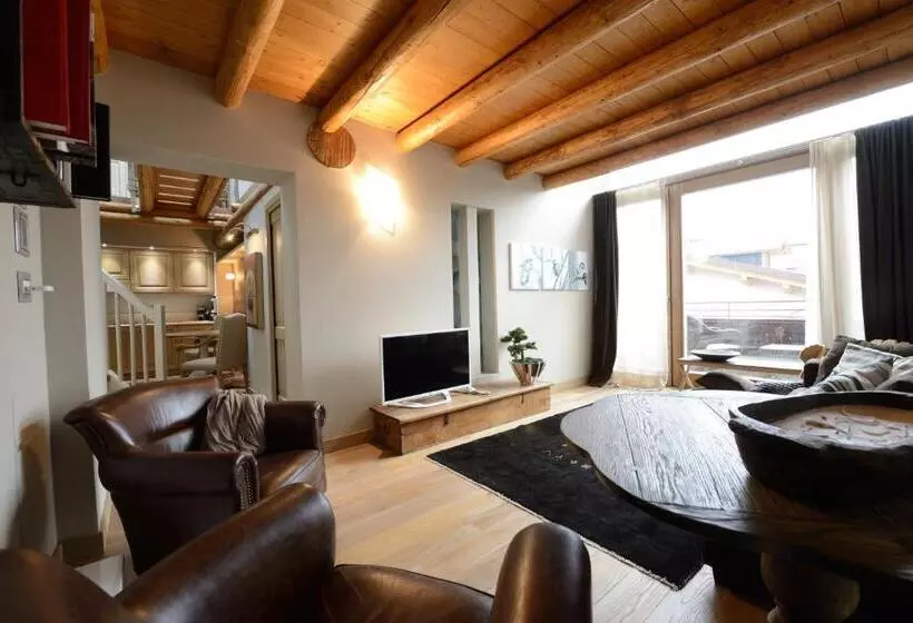 Hotelli Vecchia Stazione Mountain Elegance