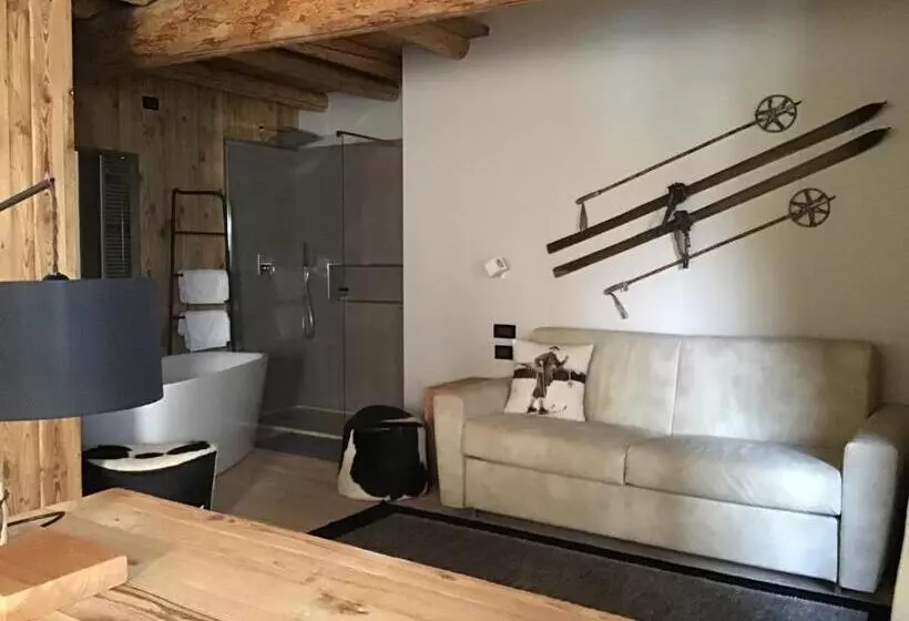 Hotelli Vecchia Stazione Mountain Elegance