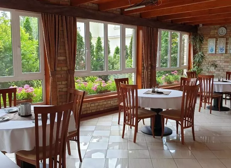 ホテル Villa Dorottya