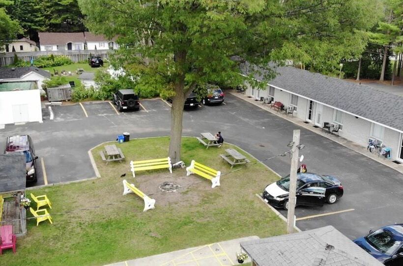 מוטל Wasaga Beach Inn And Cottages