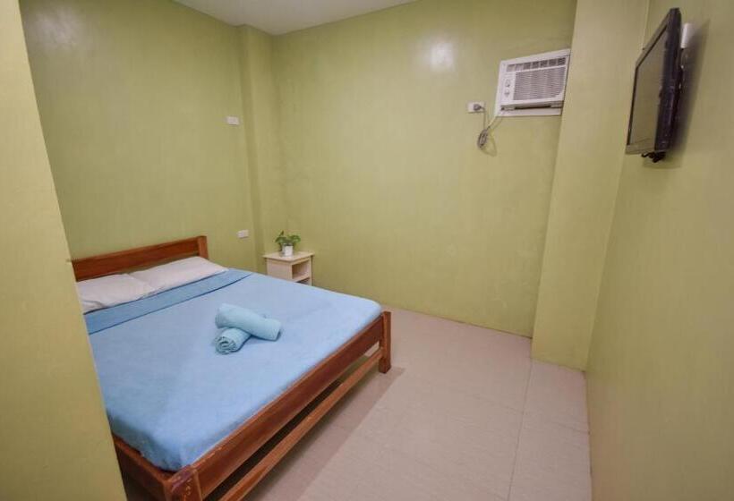 Albergue Boracay Backpackers