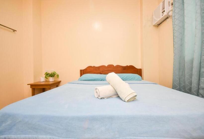 Albergue Boracay Backpackers