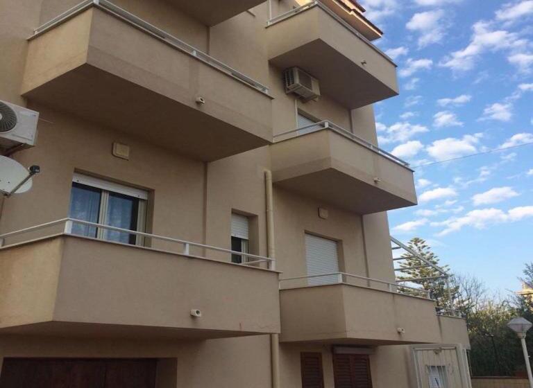 مبيت وإفطار Le Notti Di Morfeo