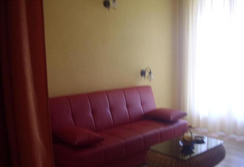 B&b Valoroso Village