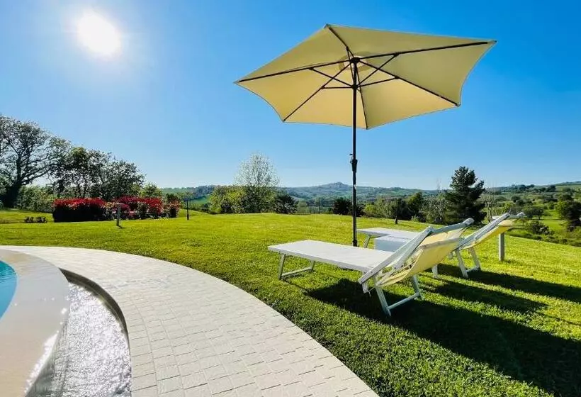 ベッドアンドブレックファースト Agromarino