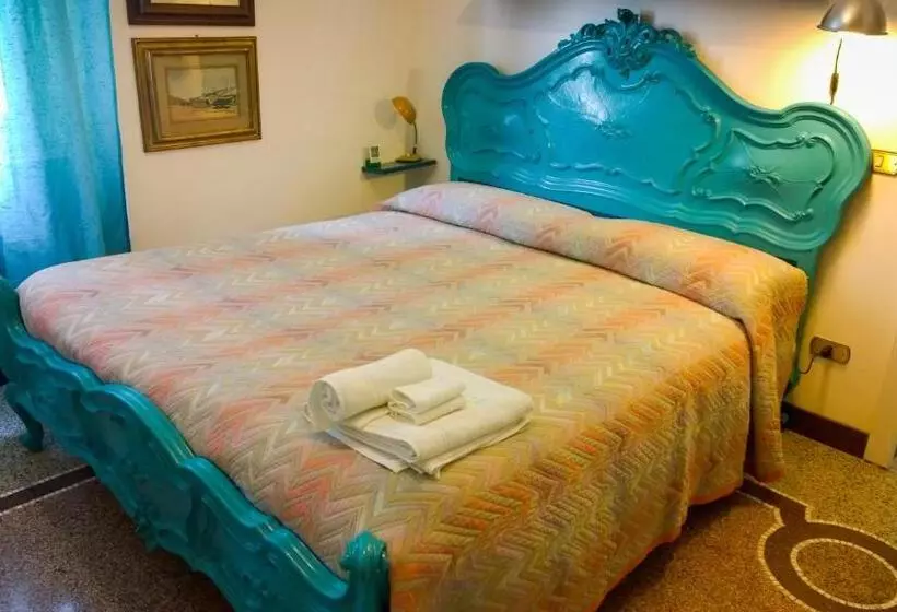 ベッドアンドブレックファースト Al Giardino Degli Artisti