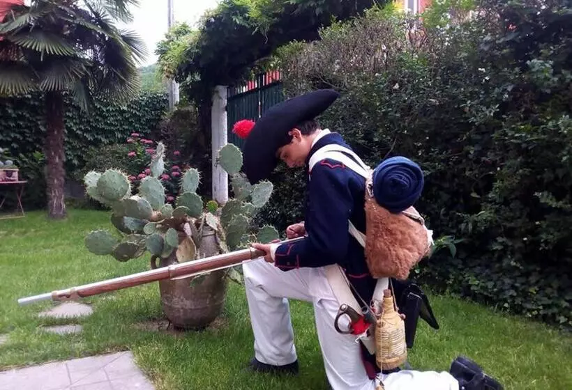 ベッドアンドブレックファースト Al Giardino Degli Artisti