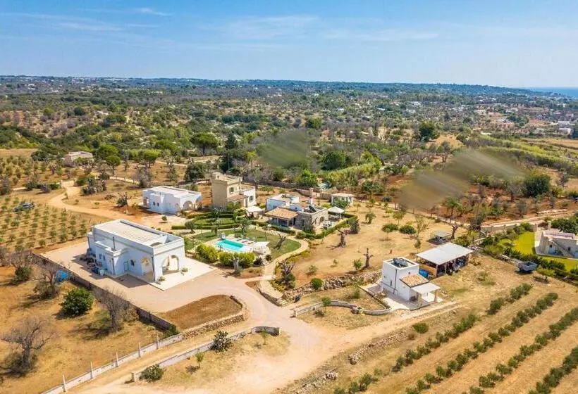 Aamiaismajoitus (B&B) Casale De Li Canti