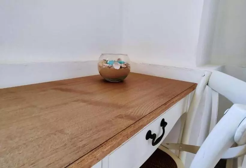 Aamiaismajoitus (B&B) Casale De Li Canti