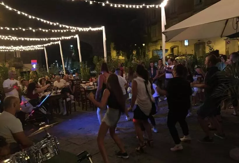 Aamiaismajoitus (B&B) La Piazza