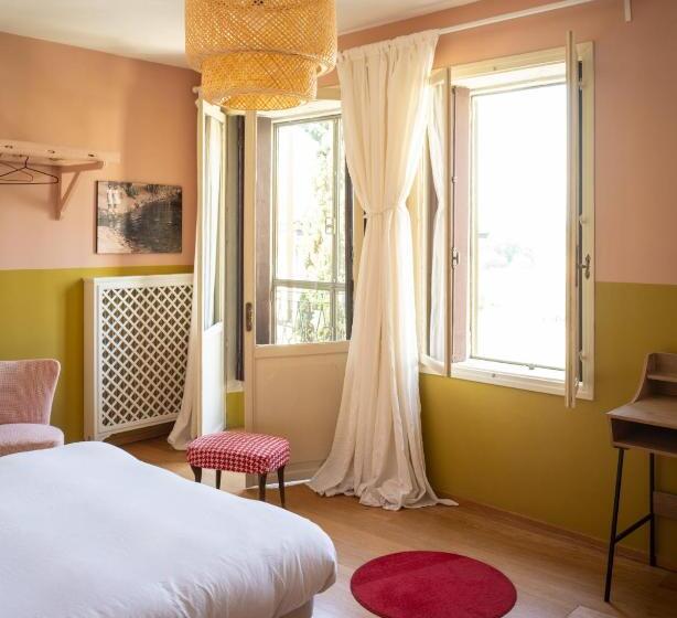 住宿加早餐  Le 33