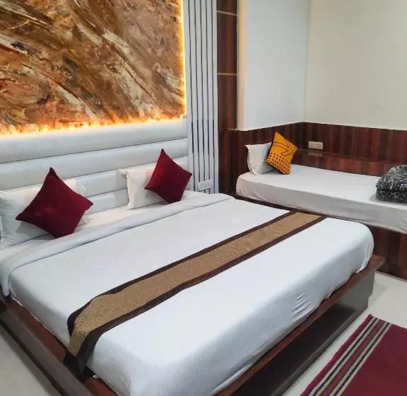 Bedweiser Backpackers Hostel