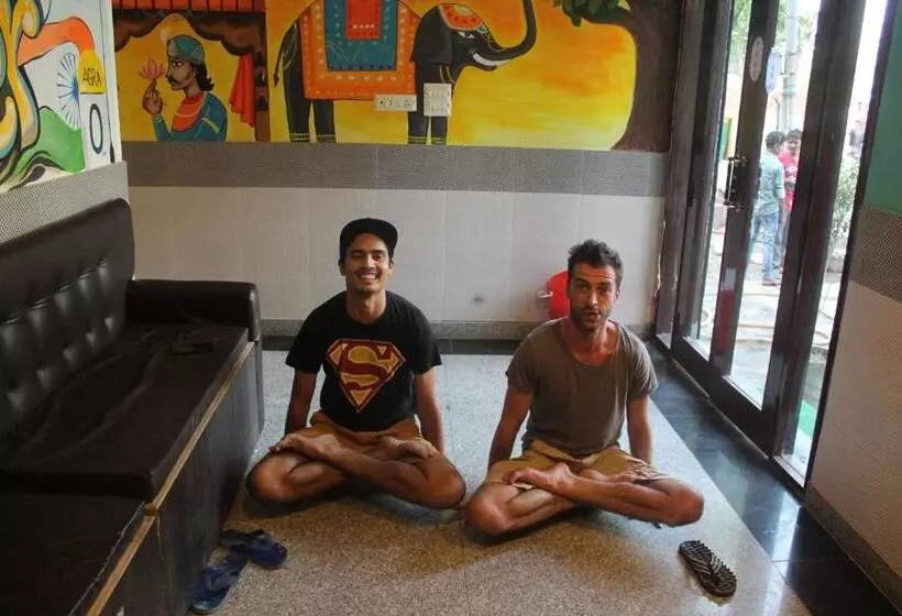 Bedweiser Backpackers Hostel