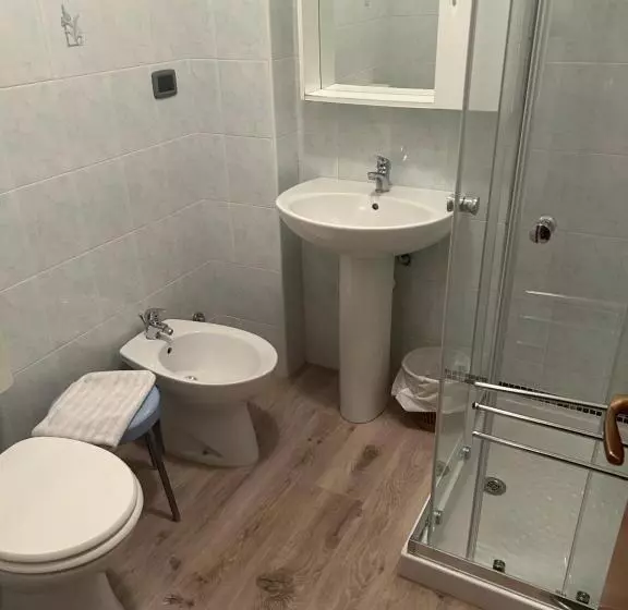 Hotelli Albergo La Grolla