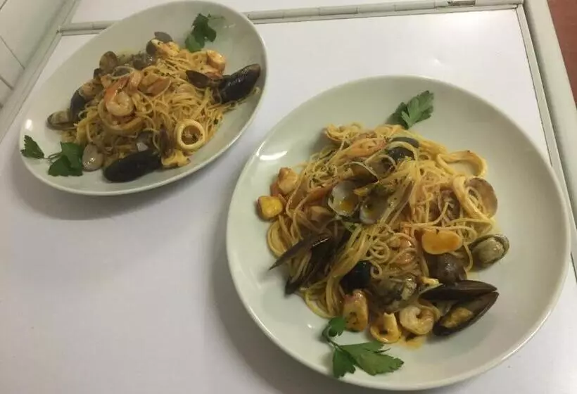 Hotelli Albergo La Grolla