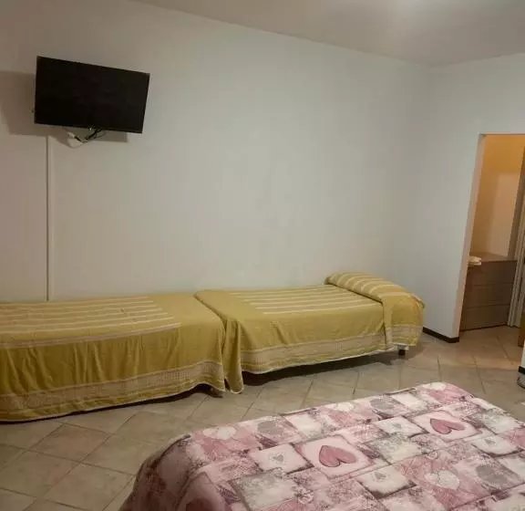 Hotelli Albergo La Grolla