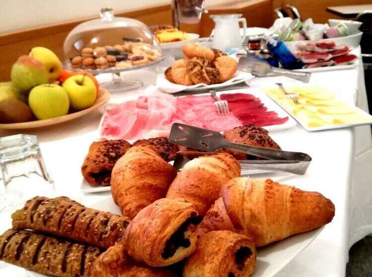 ホテル Cavour Et Des Officiers