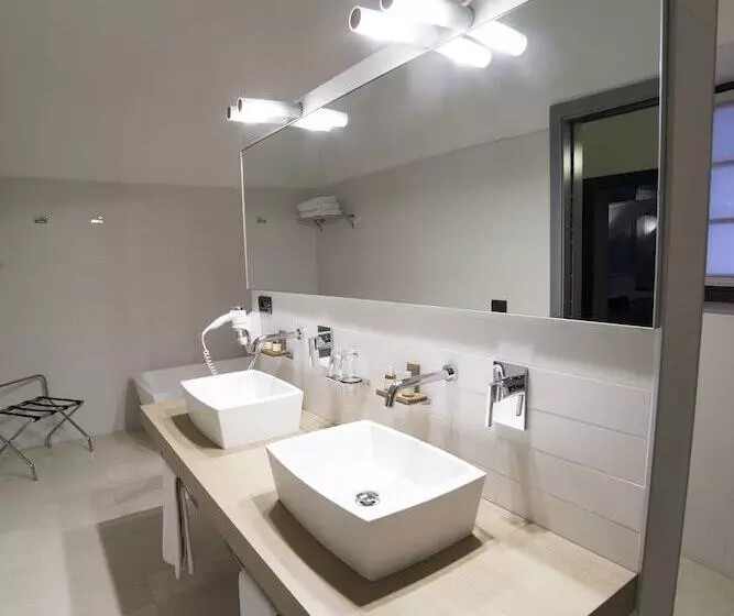 ホテル Cavour Et Des Officiers