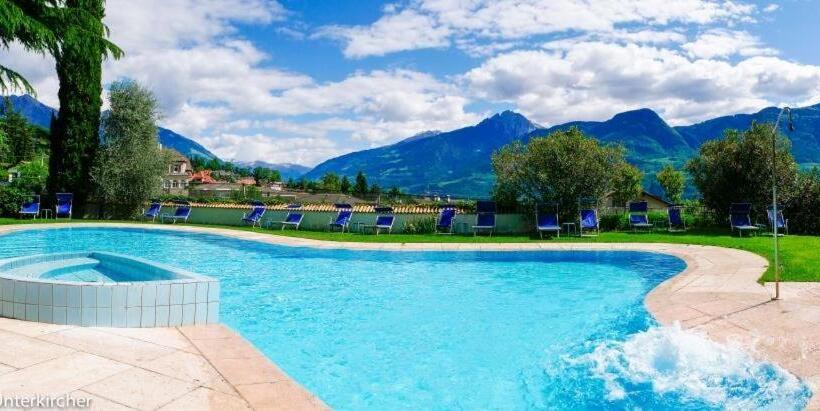 Отель Kröllnerhof