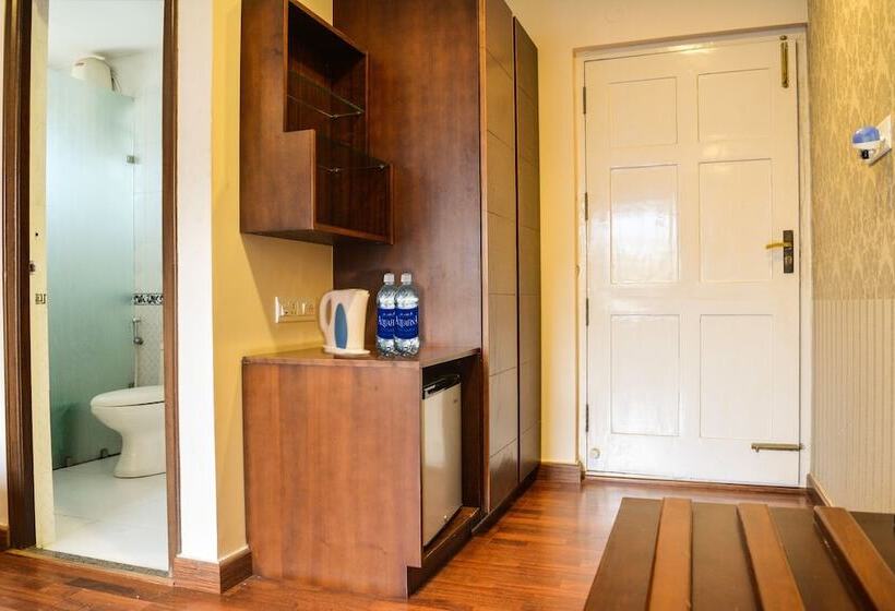 فندق Serene Boutique