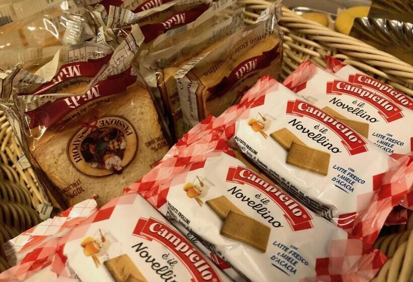 هاستل Domus Clugiae