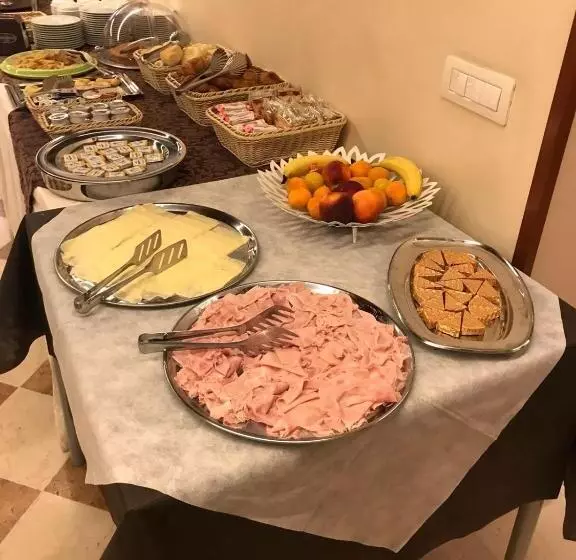 Retkeilymaja Domus Clugiae