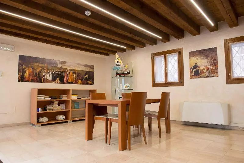 Retkeilymaja Domus Clugiae