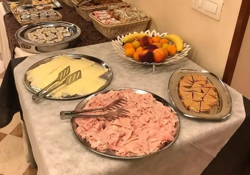 Retkeilymaja Domus Clugiae