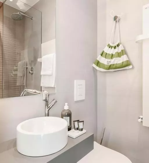 Aamiaismajoitus (B&B) Anjoy&bleev Rooms