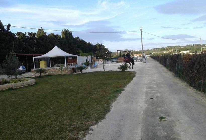 تختخواب و صبحانه Apollonion Country House