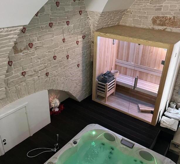 مبيت وإفطار Augustus Luxury Suite