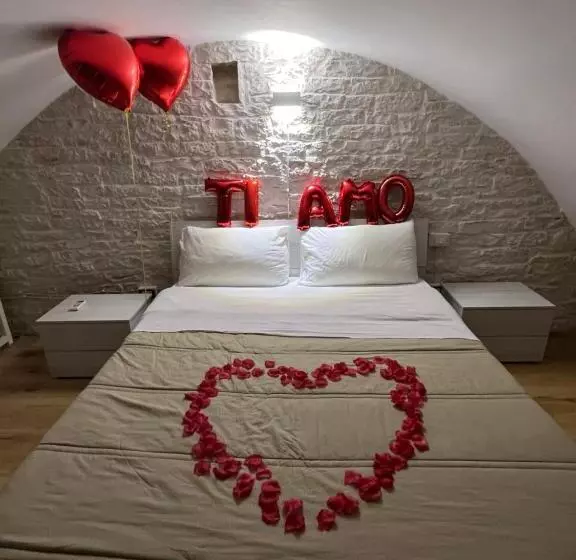 تختخواب و صبحانه Augustus Luxury Suite