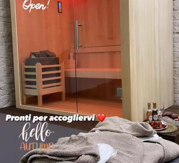 تختخواب و صبحانه Augustus Luxury Suite