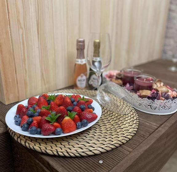 مبيت وإفطار Augustus Luxury Suite