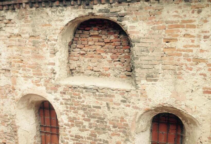 تختخواب و صبحانه Moodsiro Comi