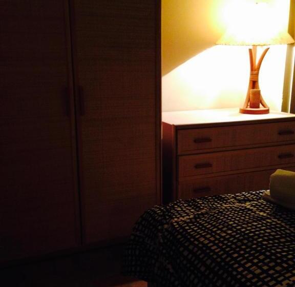 تختخواب و صبحانه Moodsiro Comi