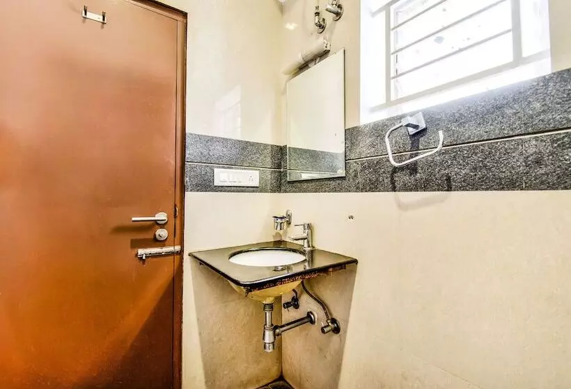 Fabhotel Kings L Grand