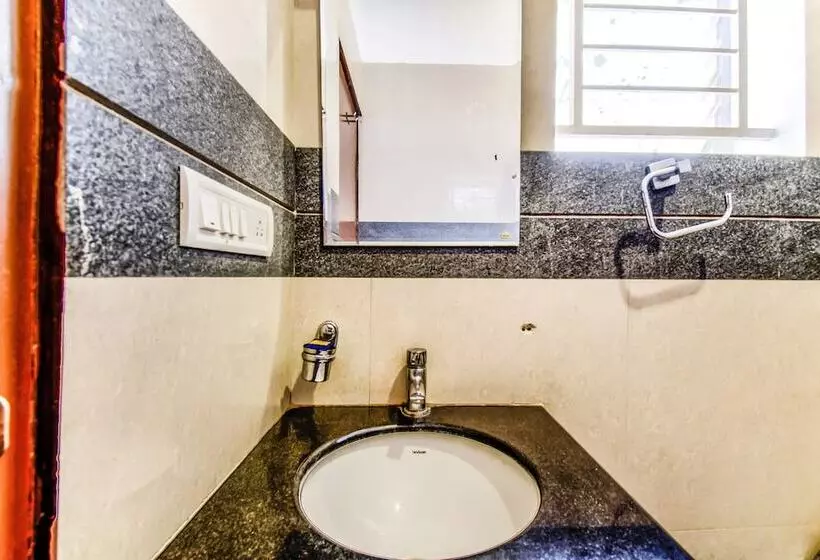 Fabhotel Kings L Grand