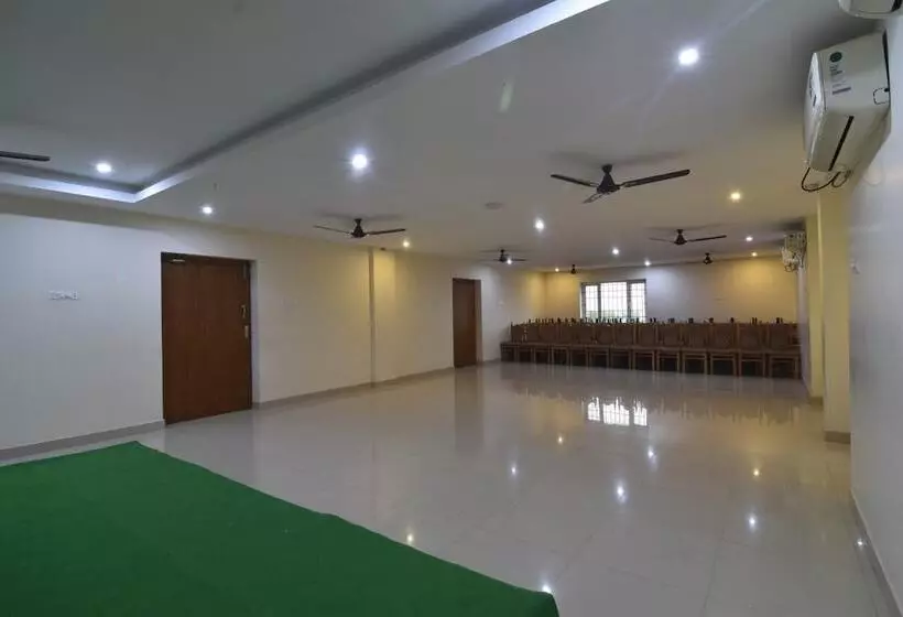 Hotelli Jk Residency