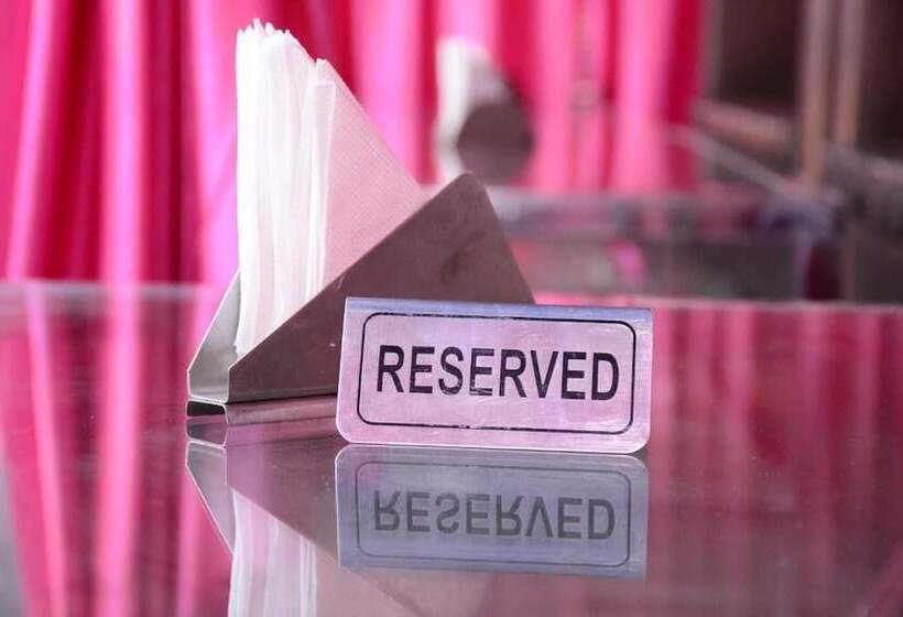 Отель Midtown Grand