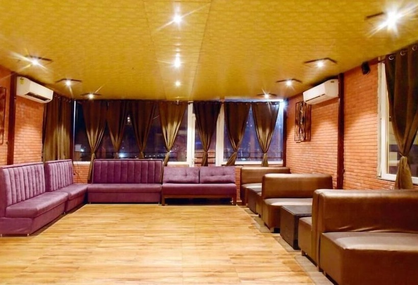 Отель Midtown Grand